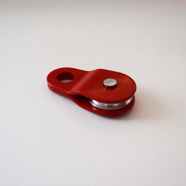 Taljeblok for spil op til 2.050 kg. til max wire diameter 6,5 mm.