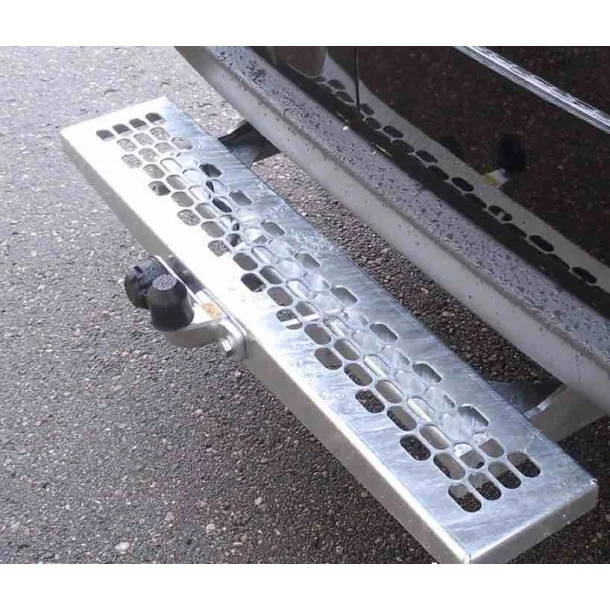 Slpvagnsdrag med steg fr Citroen Jumper r 05/2006 och framt fr bilar utan backsensor 
