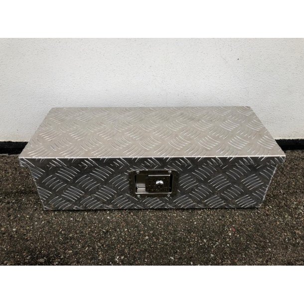 Aluminiumsvrktjskasse L600 B250 H180mm godstykkelse 1,5mm, med ls.